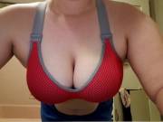 The Wife (29) Has Lost 40 Pounds And Is Feeling Better Aboit Her Body. Let's Show ...