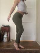 Green Yoga Pants On / Off (F). Someone Suggested I Post Here So I'm Visiting From ...