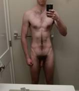 Male, 20, 6'4&Amp;Quot;, 180Lb, Should I Be Manscaping? Should I Shave My Ass?