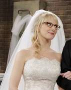 [Request] Melissa Rauch As Bernadette (Big Bang Theory). Preferably With Eyeglasses ...