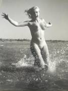 &Amp;Quot;Nude Running On Water&Amp;Quot; Photographed By Andre De Dienes, 1960