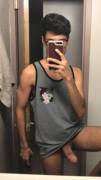Bought A Tank-Top For The First Time, But I'm Not Too Sure About The Fit. Should ...