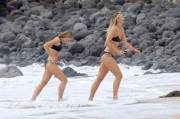 6'2&Amp;Quot; Maria Sharapova With A Friend In Hawaii