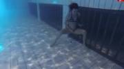 Hot Pisses In The Swimming Pool [Gif]