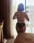 Milana Vayntrub (Aka Lily From At&Amp;Amp;Amp;T) Teasing Her Fat Ass On An Ig Story. ...