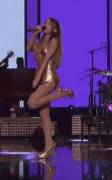 Professional Slut Ariana Grande Giving The Ladies Of The World A Proper Demonstration ...