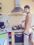 Nude Cooking