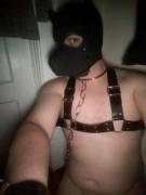 Woof! The Gf Locked Me In A Closet And Chained Me To The Wall While She Has Friends ...