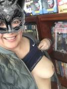 [Oc][47F] Flashing In The Comic Book Store