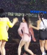 Red Velvet - Irene &Amp;Amp;Amp; Seulgi Back View