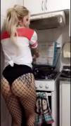 Harley Quinn Cooking