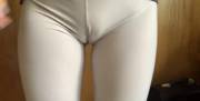 When I Don't Ware Panties These Leggings Give Me Insane Camel Toe! What Do You Think? ...