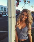 Lindsay Brewer