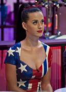 Katy Perry: Stars, Stripes, &Amp;Amp;Amp; Cleavage