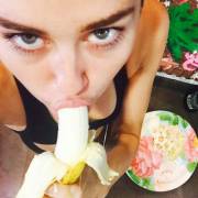 Miley Cyrus Dsl