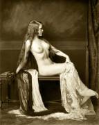 A Ziegfeld Follies Girl Photographed By Alfred Cheney Johnston.