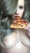Boobs N Pizza