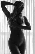 Jenni Czech By Rsy Photography [Oc, B/W, Silhouette, Portrait, Blond, Perfect 10, ...