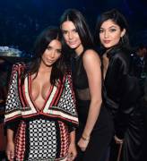 Kim, Kylie, Kendall Joip (Kardashian/Jenner) [L]