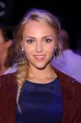 Here's My Next Post In My Line Of Joips, Annasophia Robb, I'm Having A Good Time ...